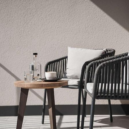 Guesthouse Karnatsch Парчинес Екстериор снимка