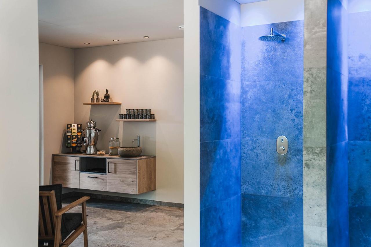 Guesthouse Karnatsch Парчинес Екстериор снимка